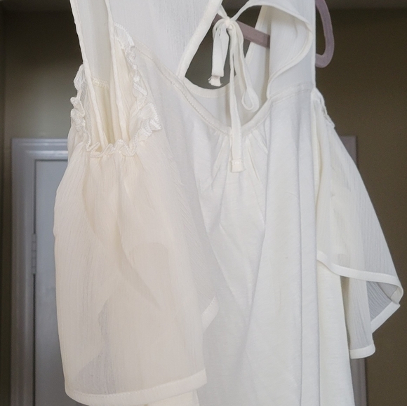 August Silk Cold Shoulder Tiered Blouse - Picture 8 of 12